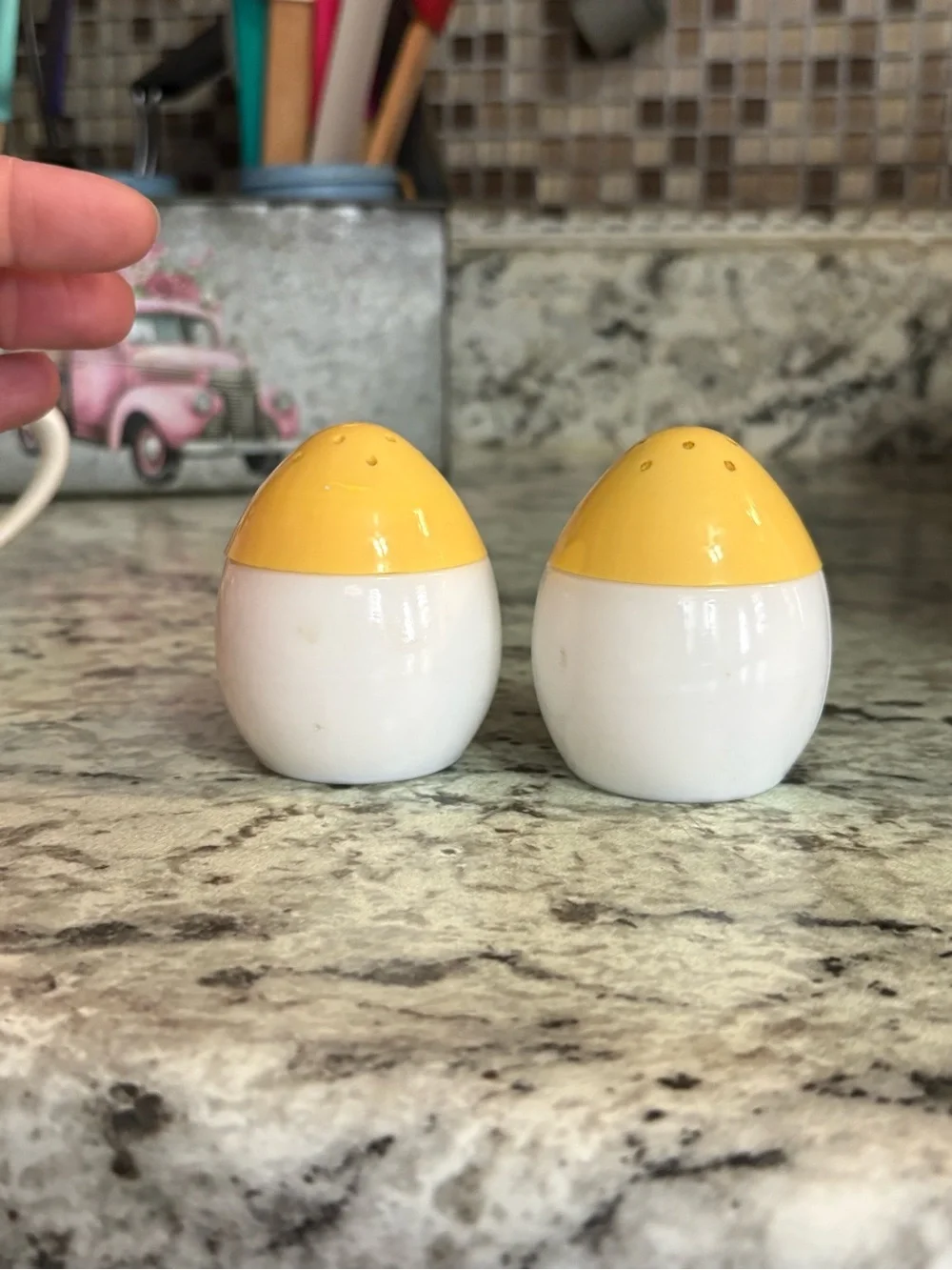 Avon Yellow and White Floral Egg Salt & Pepper Set